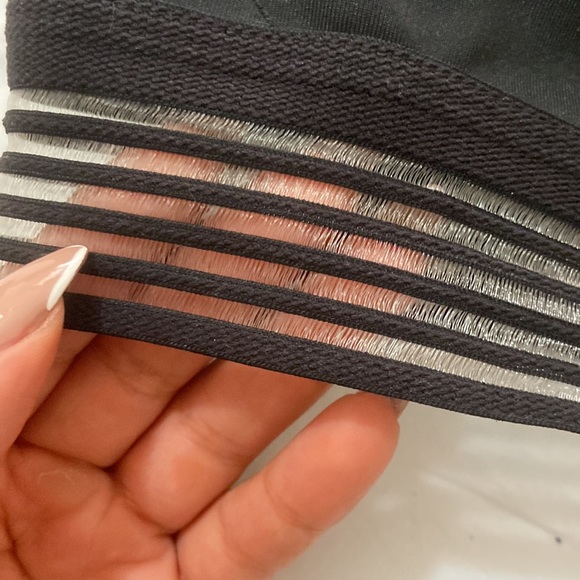 Nike Sports Bra - Picture 2 of 5